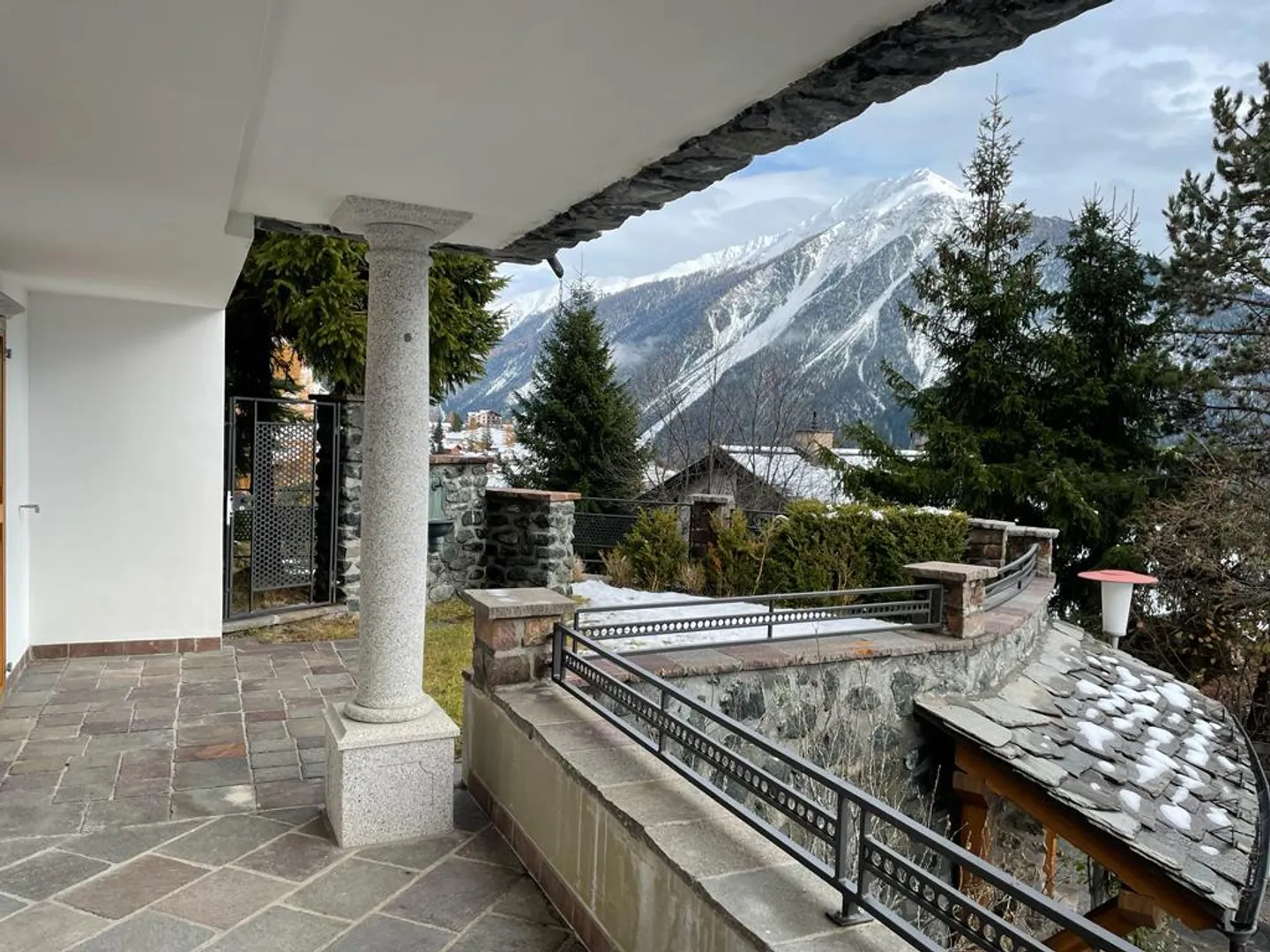 Appartamento 2.5 locali a Schmitten (Albula) - Foto 1 di 5