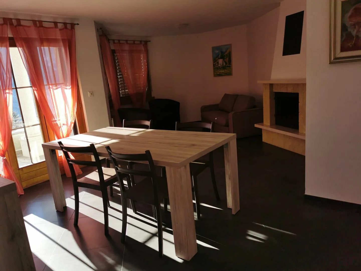 Appartamento 2.5 locali a Schmitten (Albula) - Foto 2 di 5