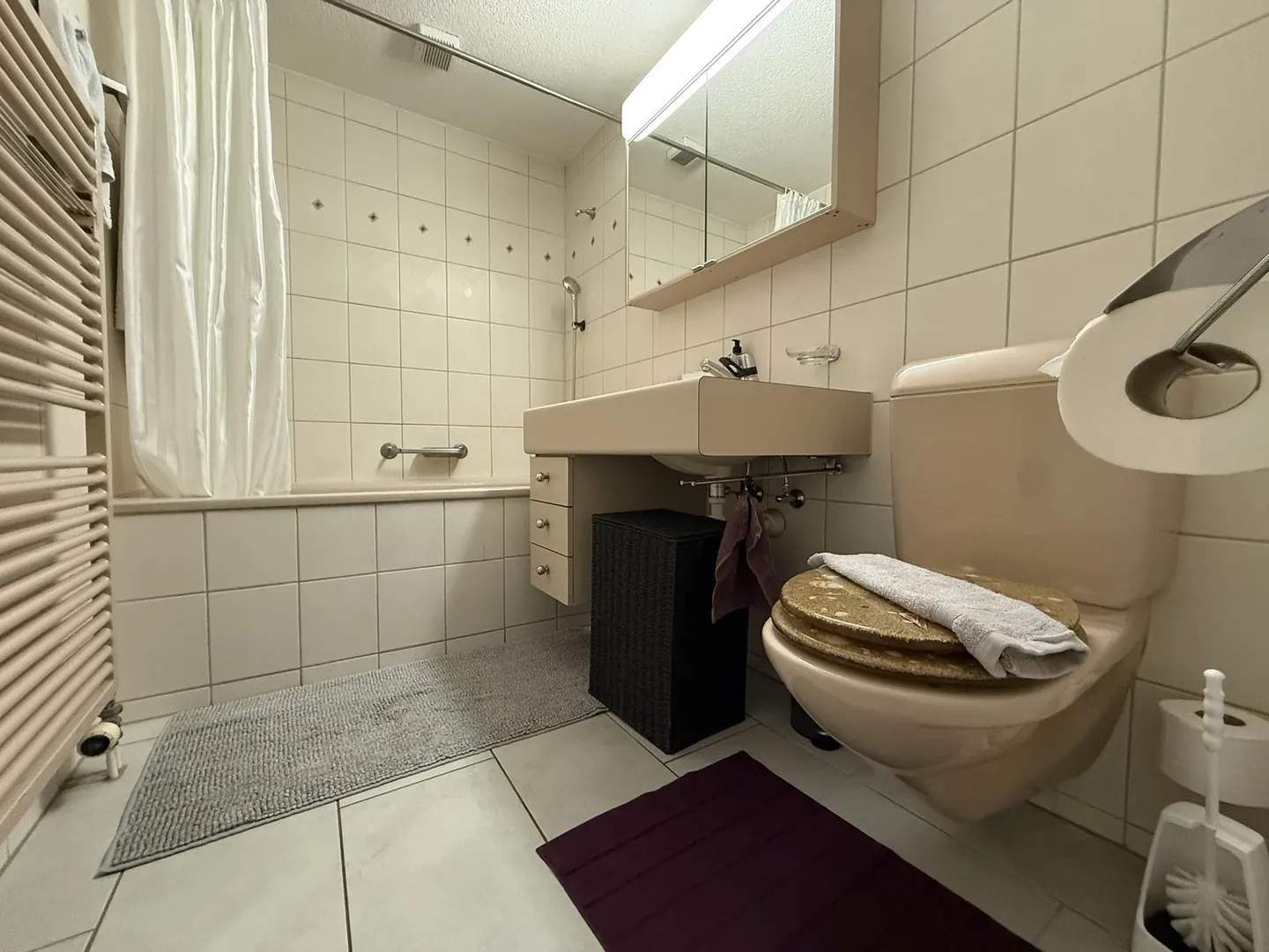 🌿 Bright Modern Studio with Balcony & Garden Access | Minutes from Zürich HB - Photo 13 of 13