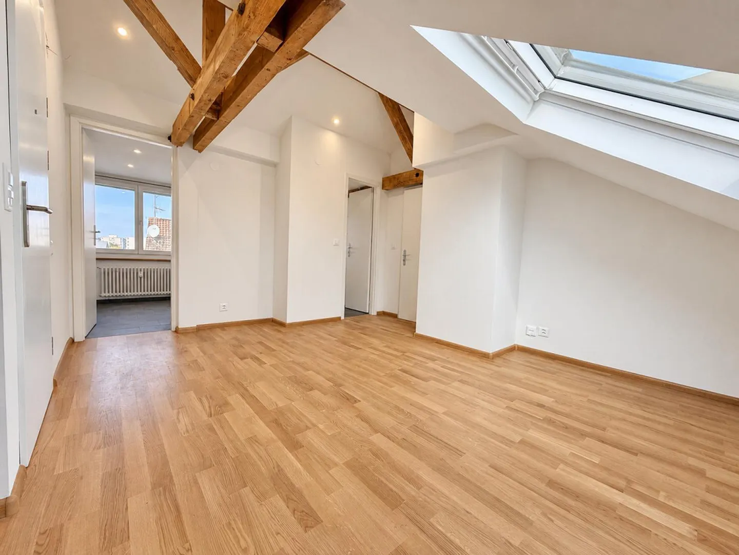 Stilvoll renoviertes Apartment - Foto 1 von 18