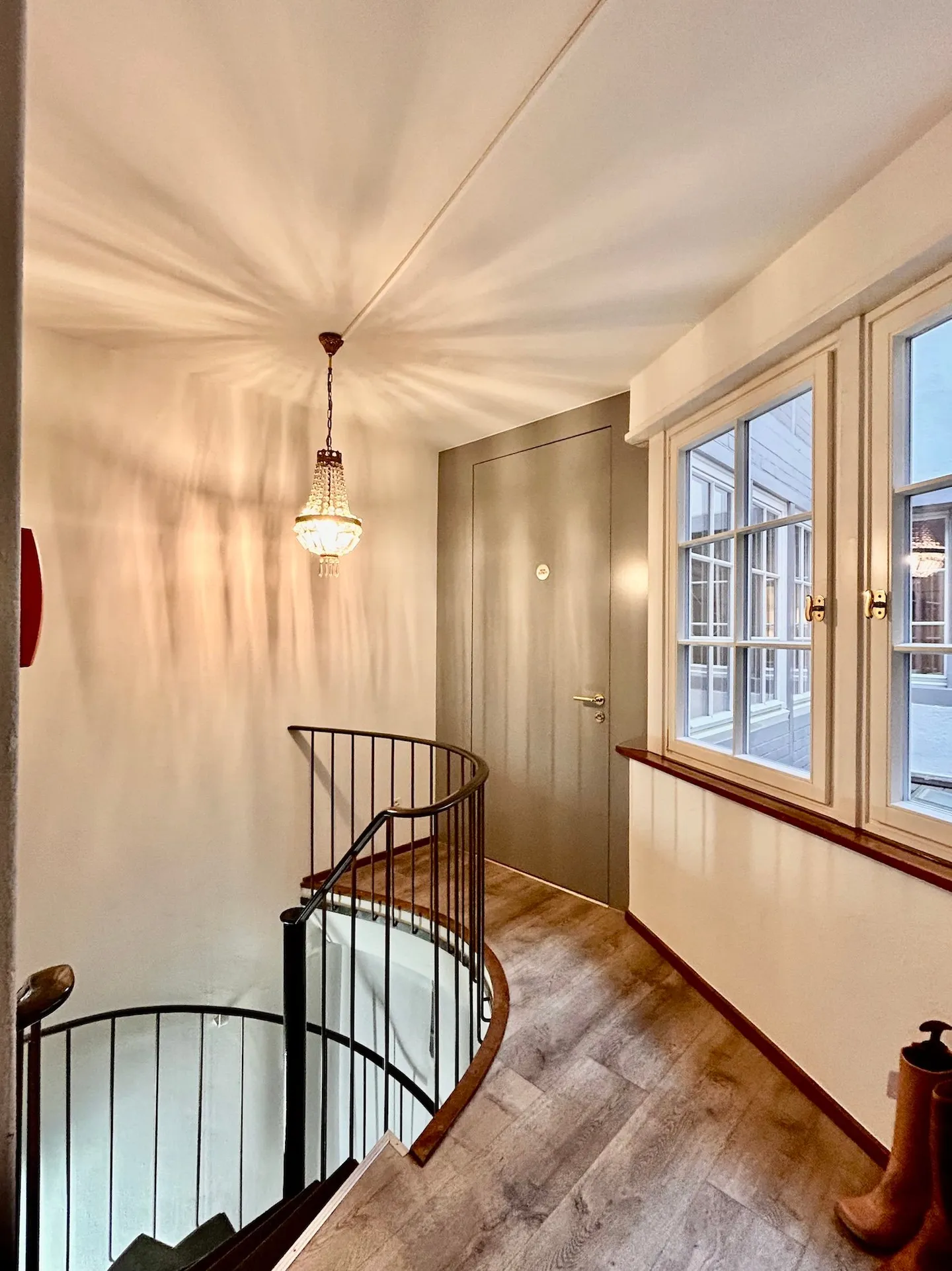 Bâtiment résidentiel et commercial historique au cœur de Bâle - Photo 9 sur 33