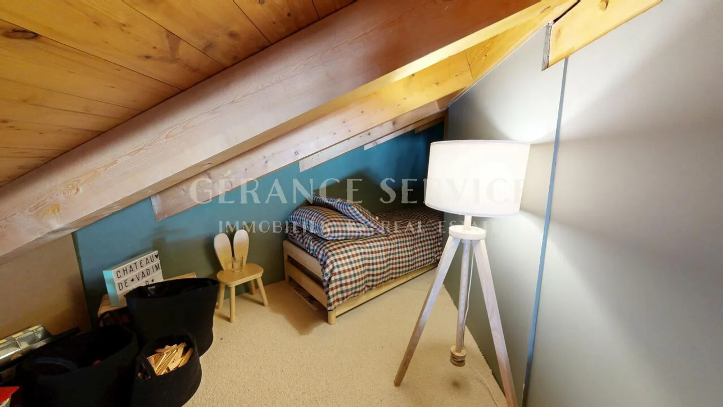 Appartement rénové à Villars - Photo 8 sur 13