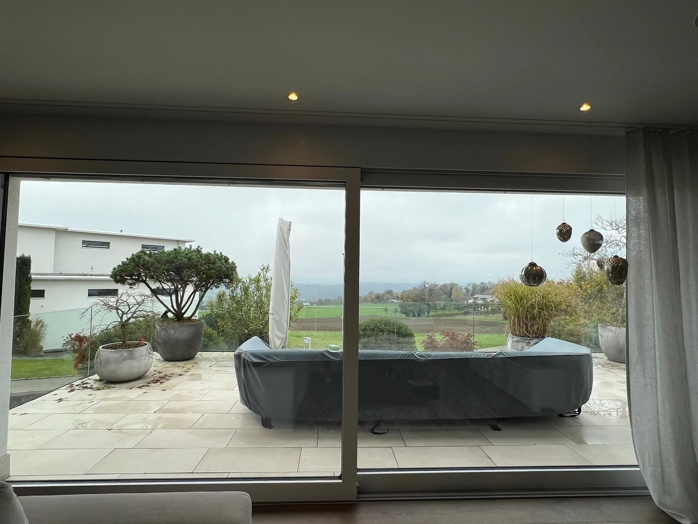 Luxuriöses Familienhaus in Oberwil-Lieli - Foto 18 von 23