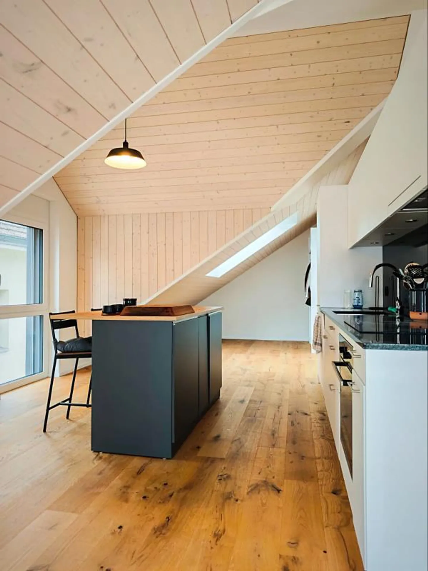 Appartamento attico di 1,5 stanze - Foto 1 di 5