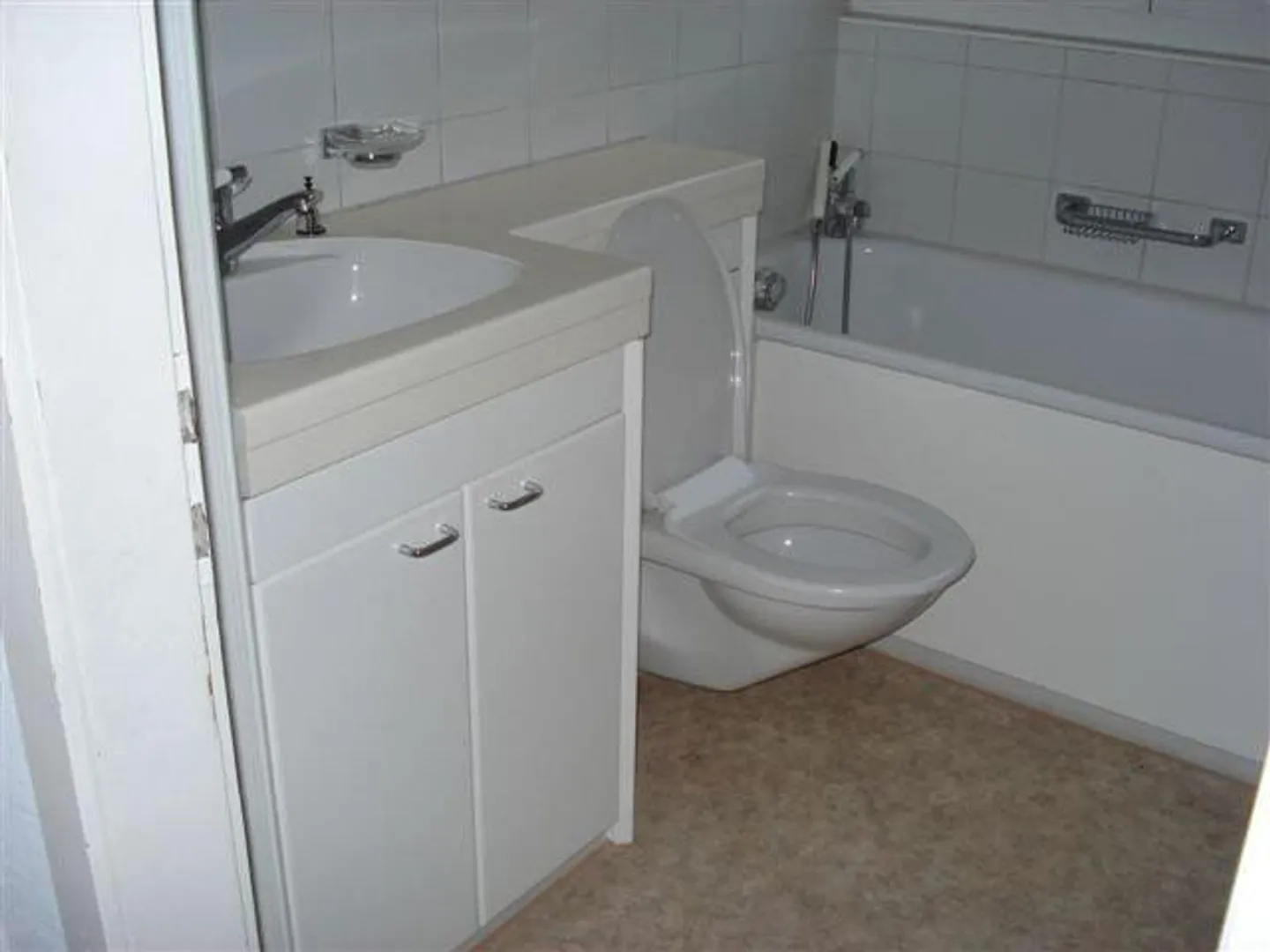 Appartement attrayant dans un emplacement privilégié avec vue sur le lac ! - Photo 7 sur 8