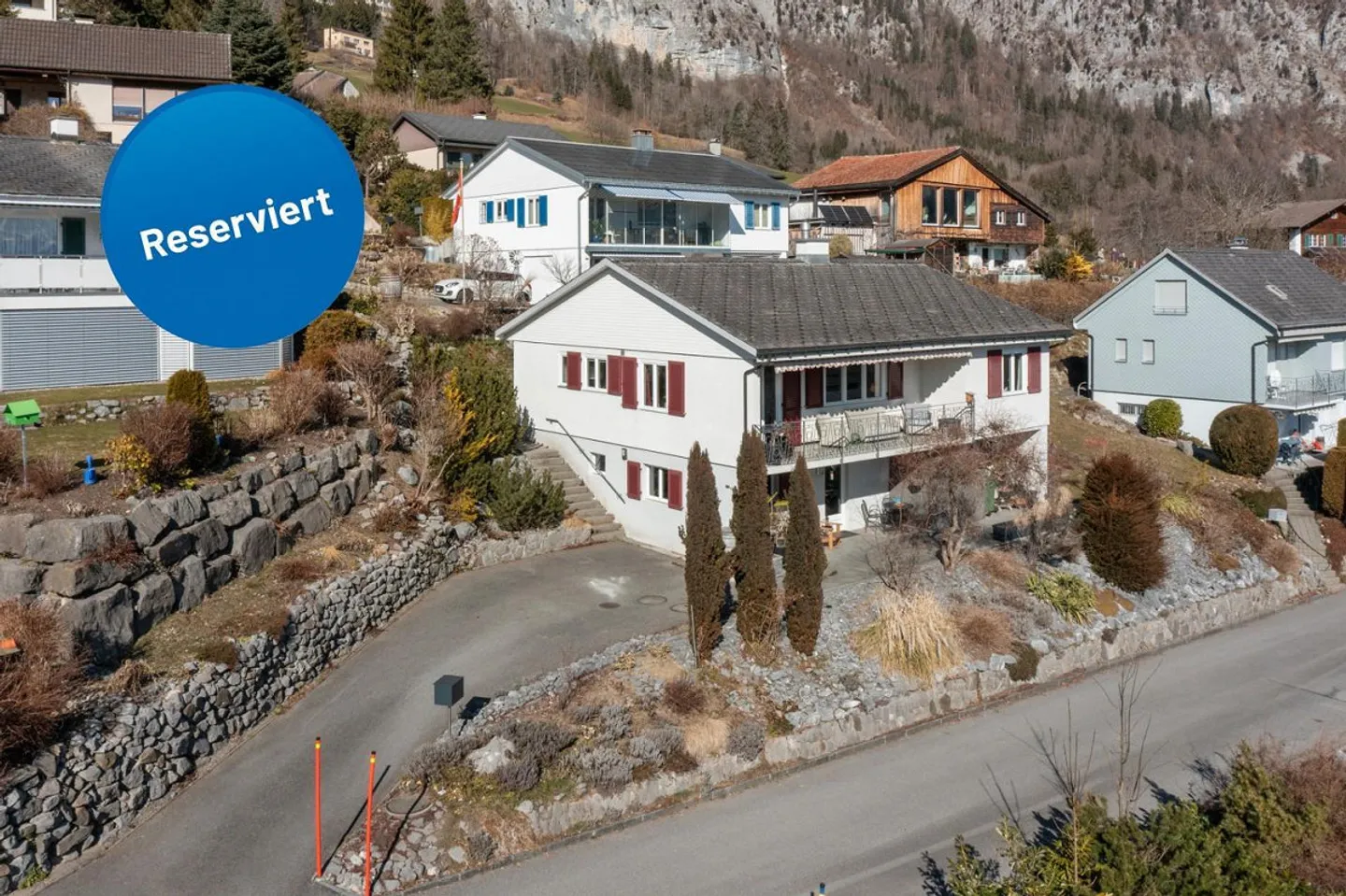 Einfamilienhaus kaufen - Foto 1 von 12