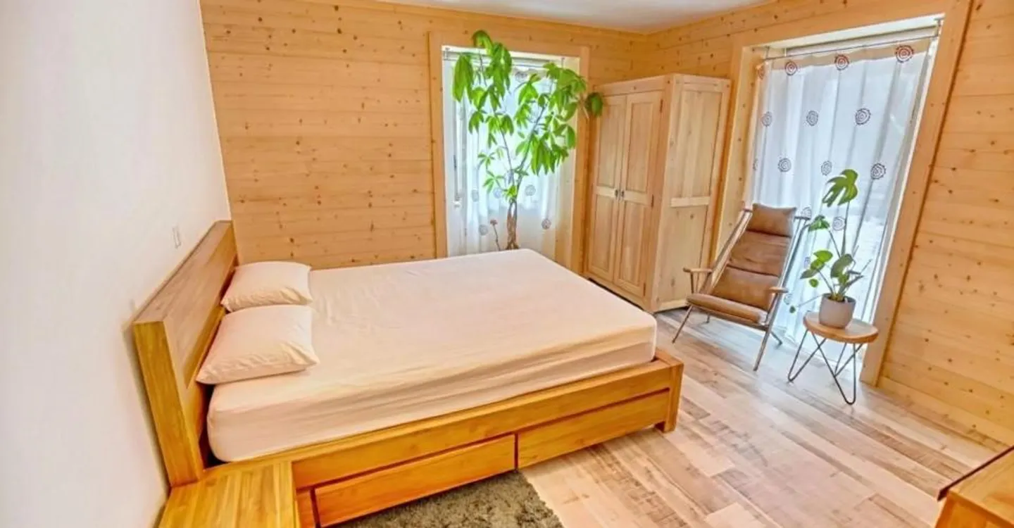 Charming Renovated Chalet - Photo 4 of 9