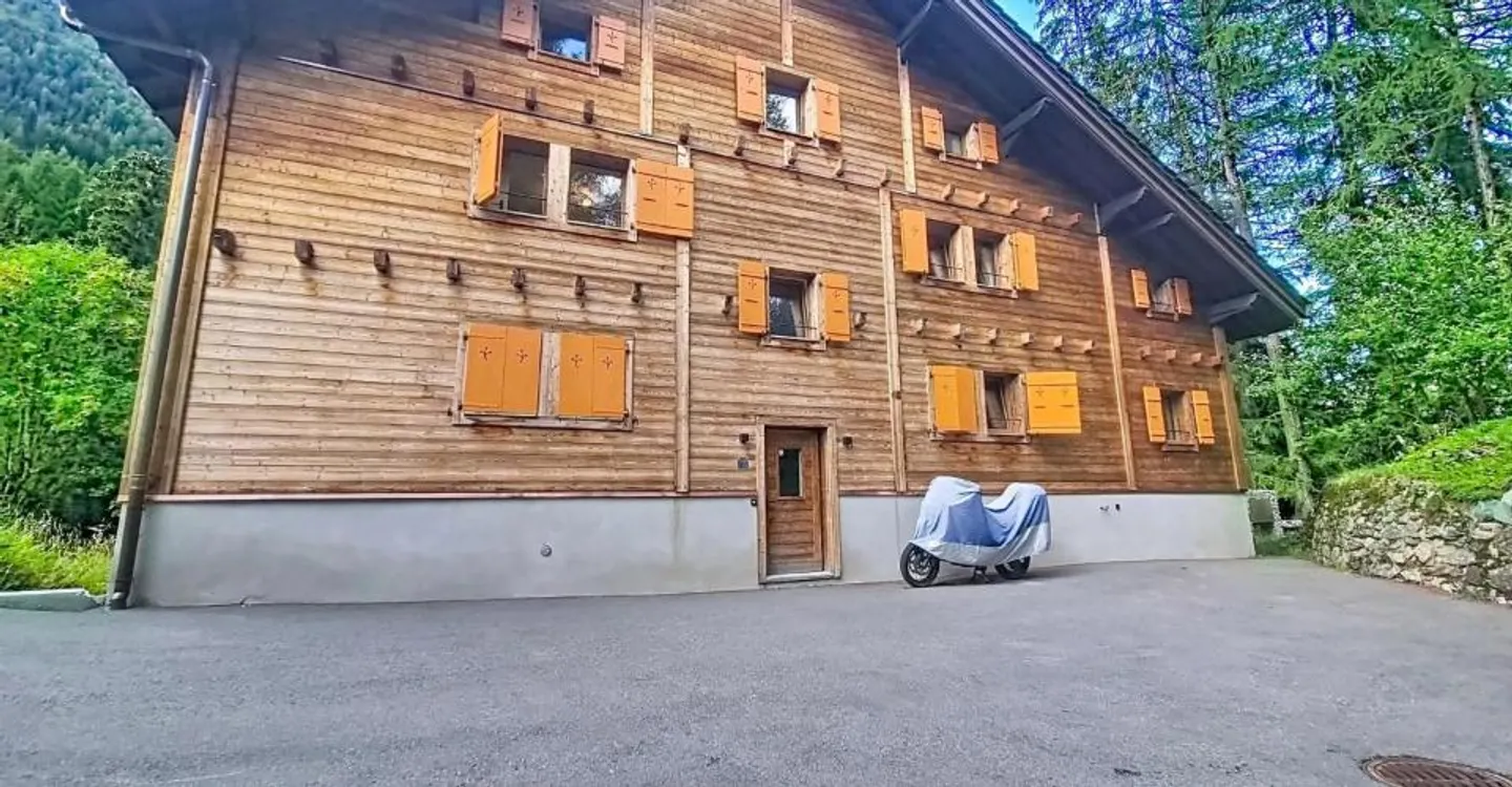 Charming Renovated Chalet - Photo 9 of 9