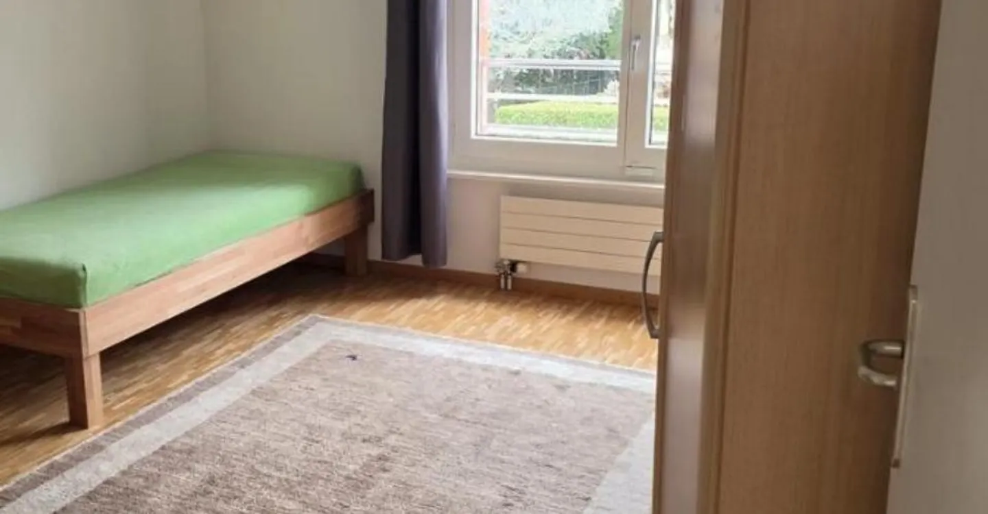 Schöne 4-Zimmer-Wohnung in angenehmer Umgebung - Foto 8 von 12