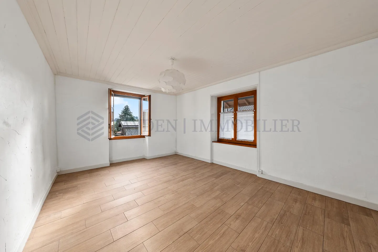 Magnifique appartement de 5 pièces entièrement rénové ! - Photo 4 sur 10