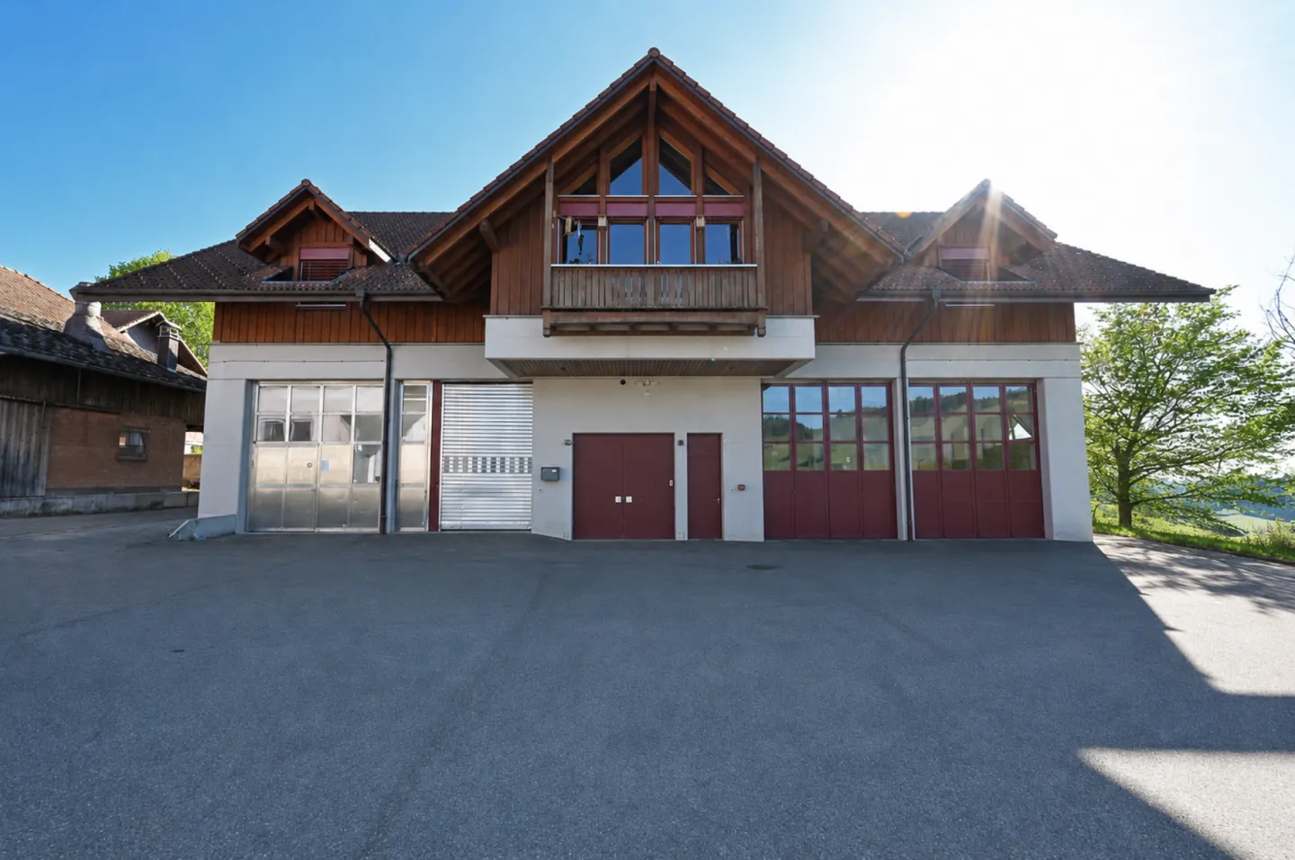 Mixed-use building - Photo 1 of 1