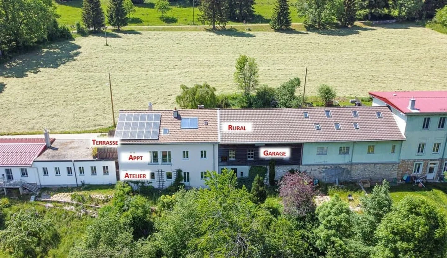 Haus mit Wohnung, Werkstatt, Garage und Lagerfläche Gesamtfläche von 700 m2 - Foto 4 von 13