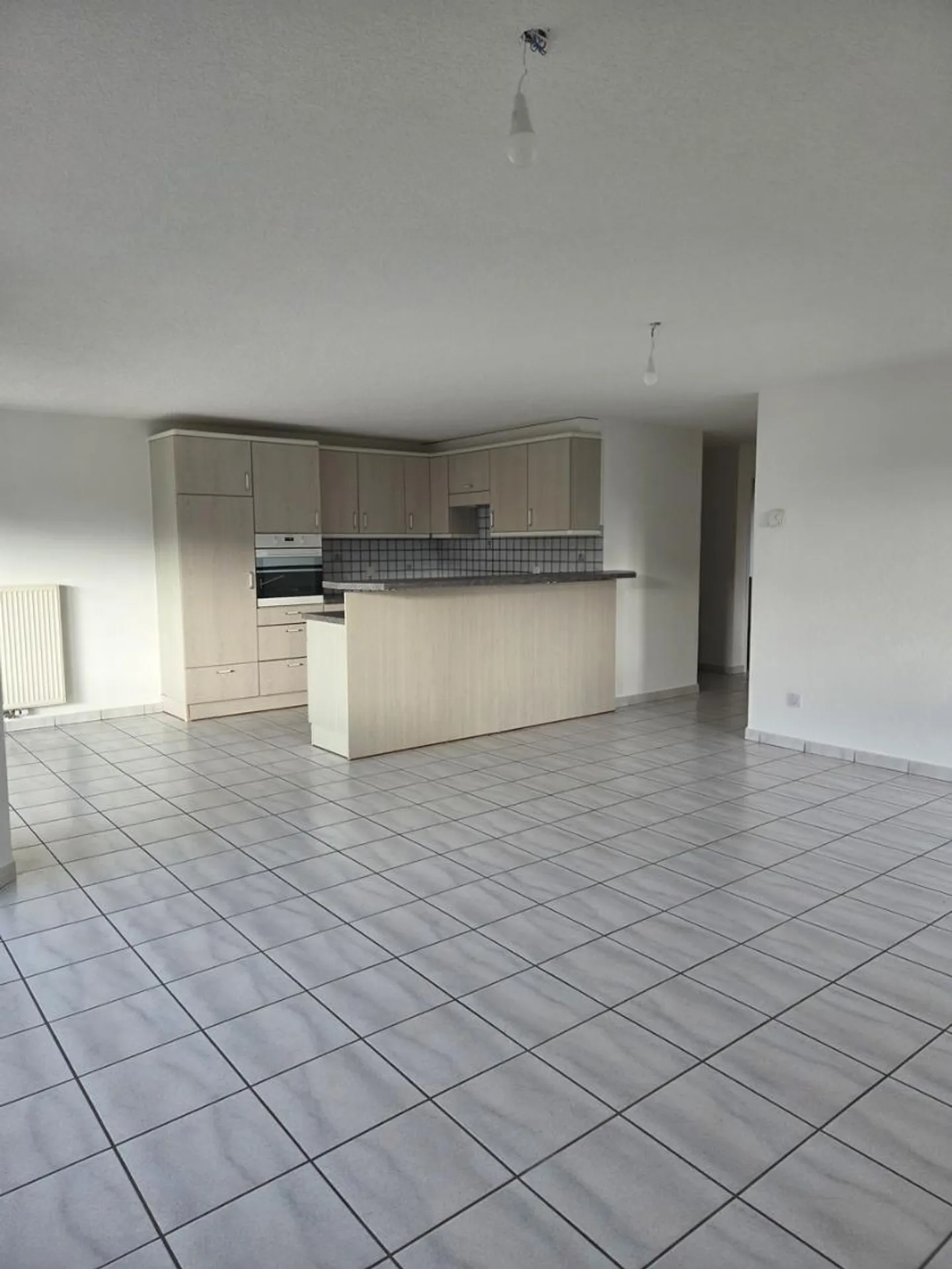 Appartement chaleureux de 4 pièces - Photo 2 sur 6