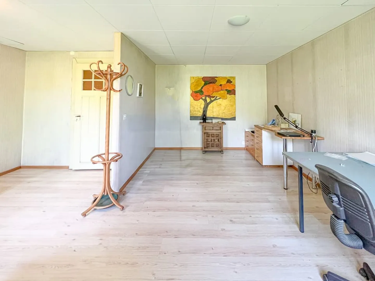 Haus mit Wohnung, Werkstatt, Garage und Lagerfläche Gesamtfläche von 700 m2 - Foto 12 von 13