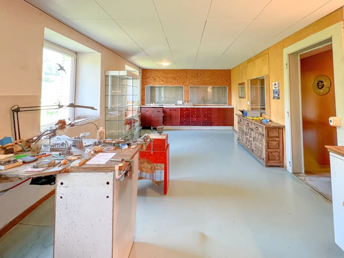 Haus mit Wohnung, Werkstatt, Garage und Lagerfläche Gesamtfläche von 700 m2 - Foto 13 von 13