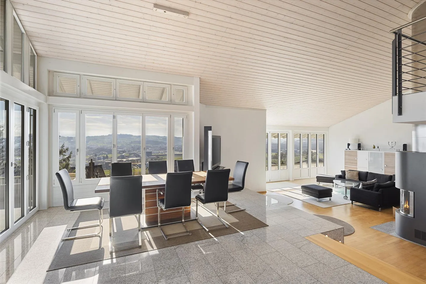 Villa Éblouissante avec Vue sur le Lac - Photo 3 sur 14