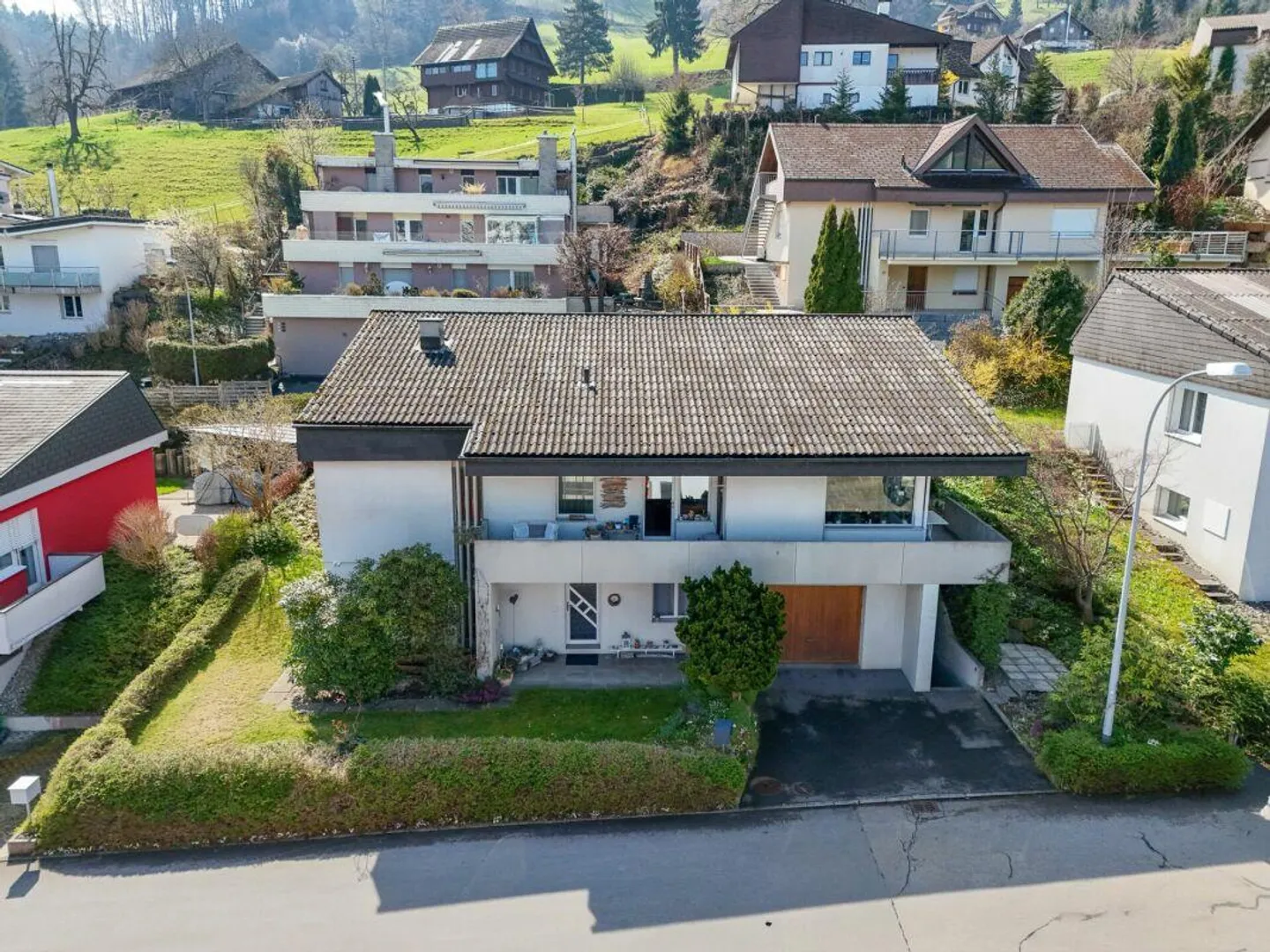 Single-family house - Photo 2 of 6