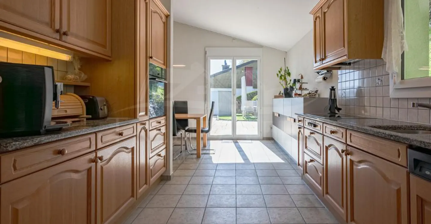 Beautiful 5.5-room single-family house with a view of the Aare in Trimbach - Photo 3 of 12