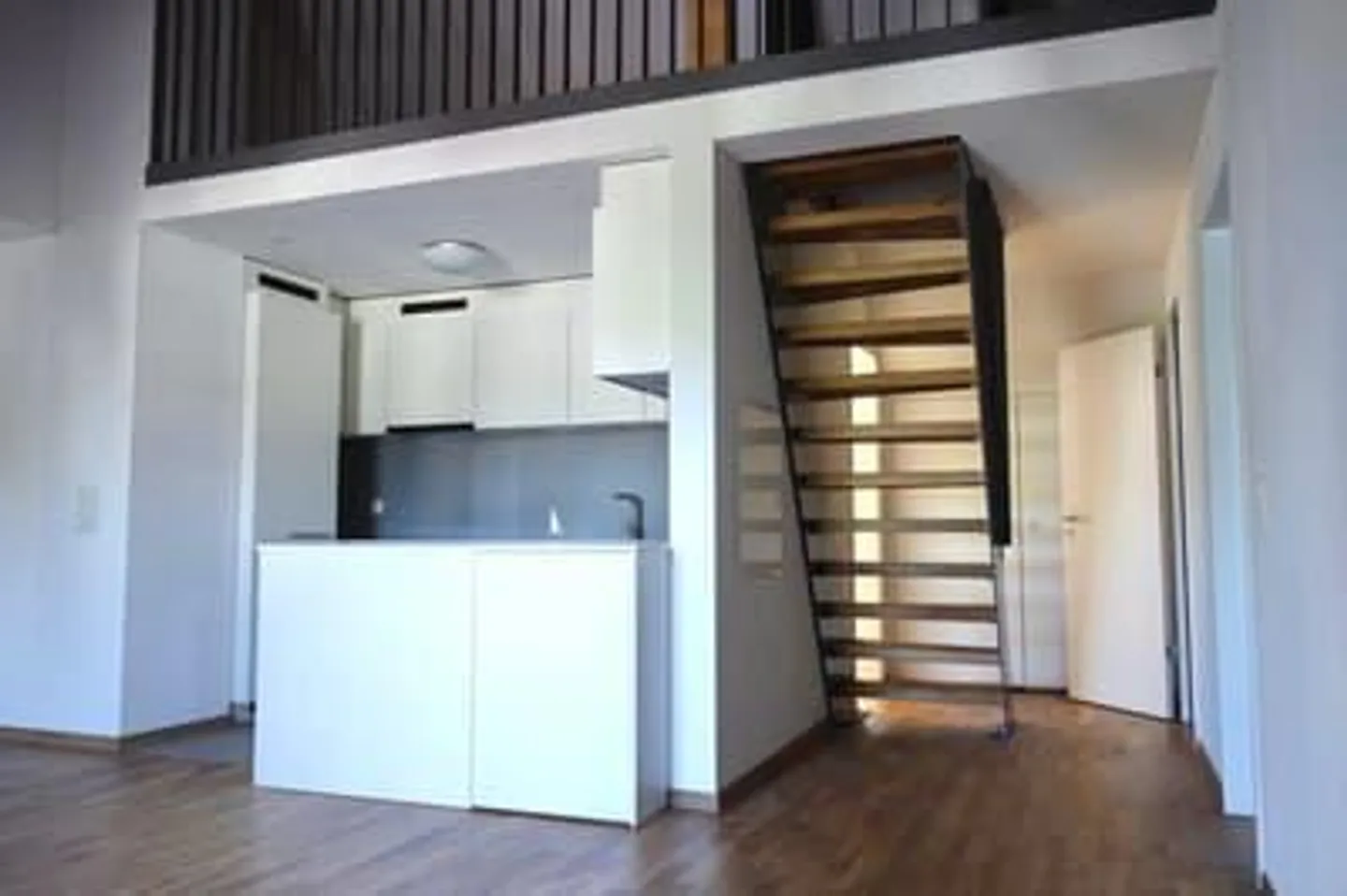 Vivere centralmente con charme e vista lago - Foto 5 di 10