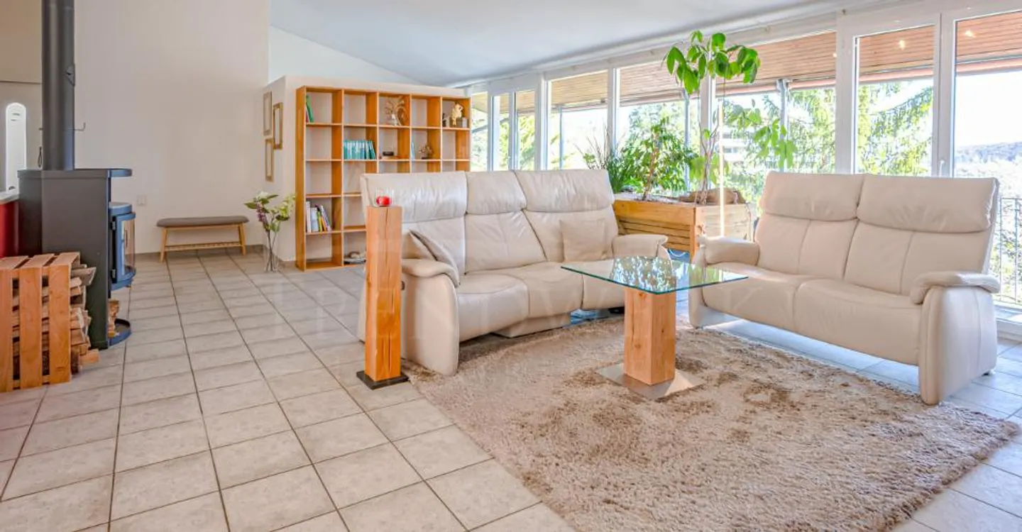 Beautiful 5.5-room single-family house with a view of the Aare in Trimbach - Photo 1 of 12