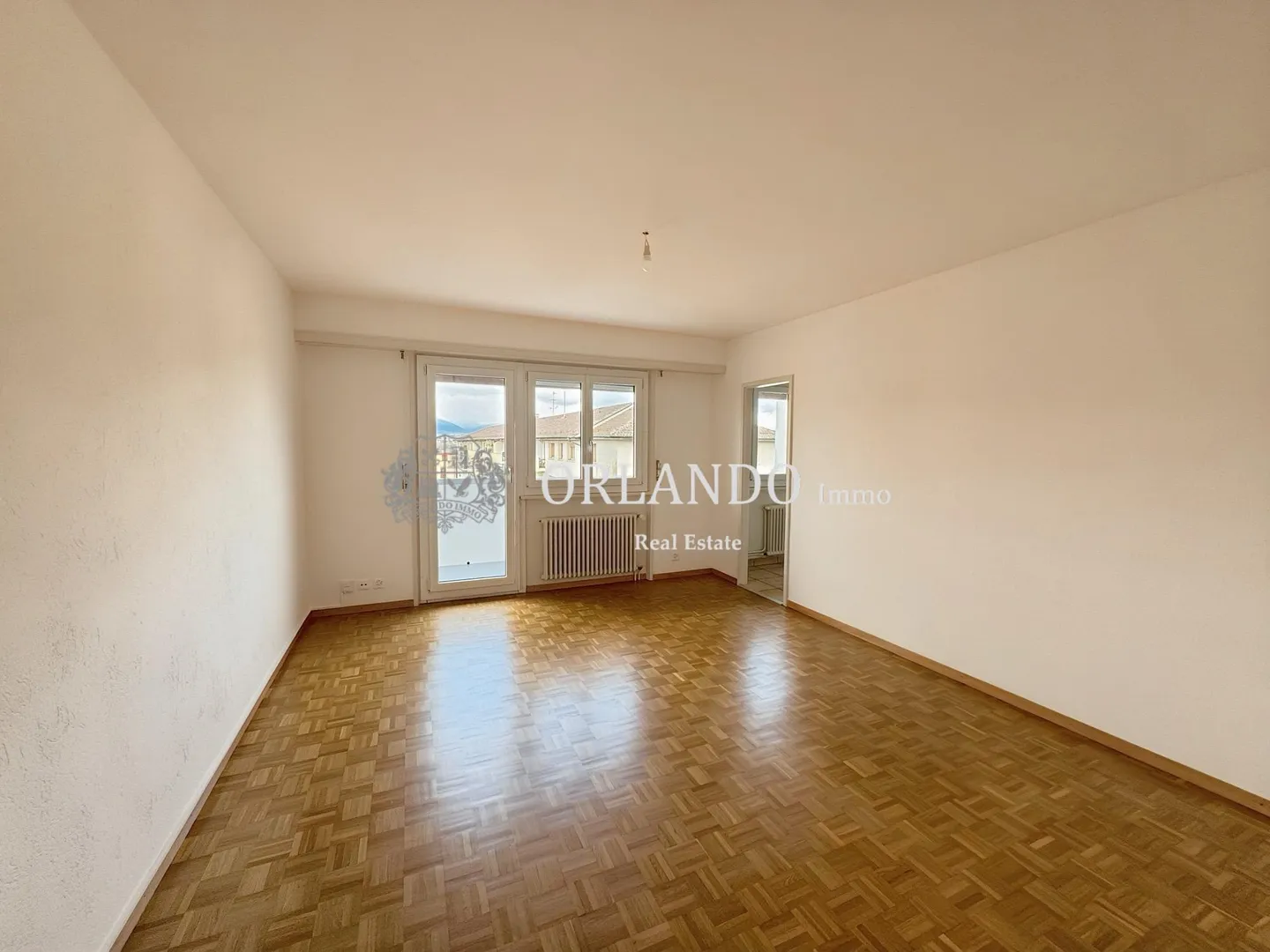 Apartment for rent - Photo 3 of 10
