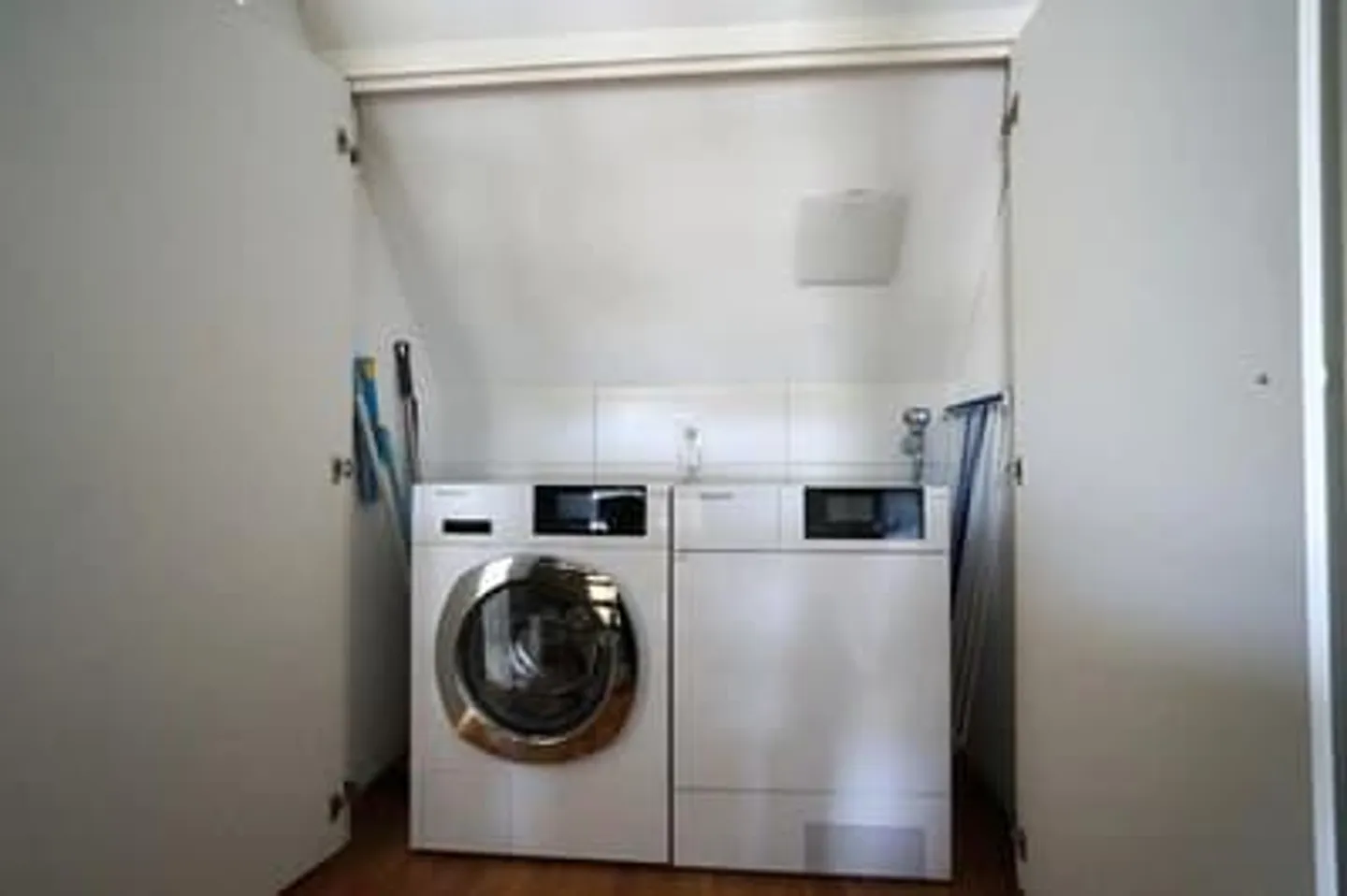 Vivere centralmente con charme e vista lago - Foto 9 di 10