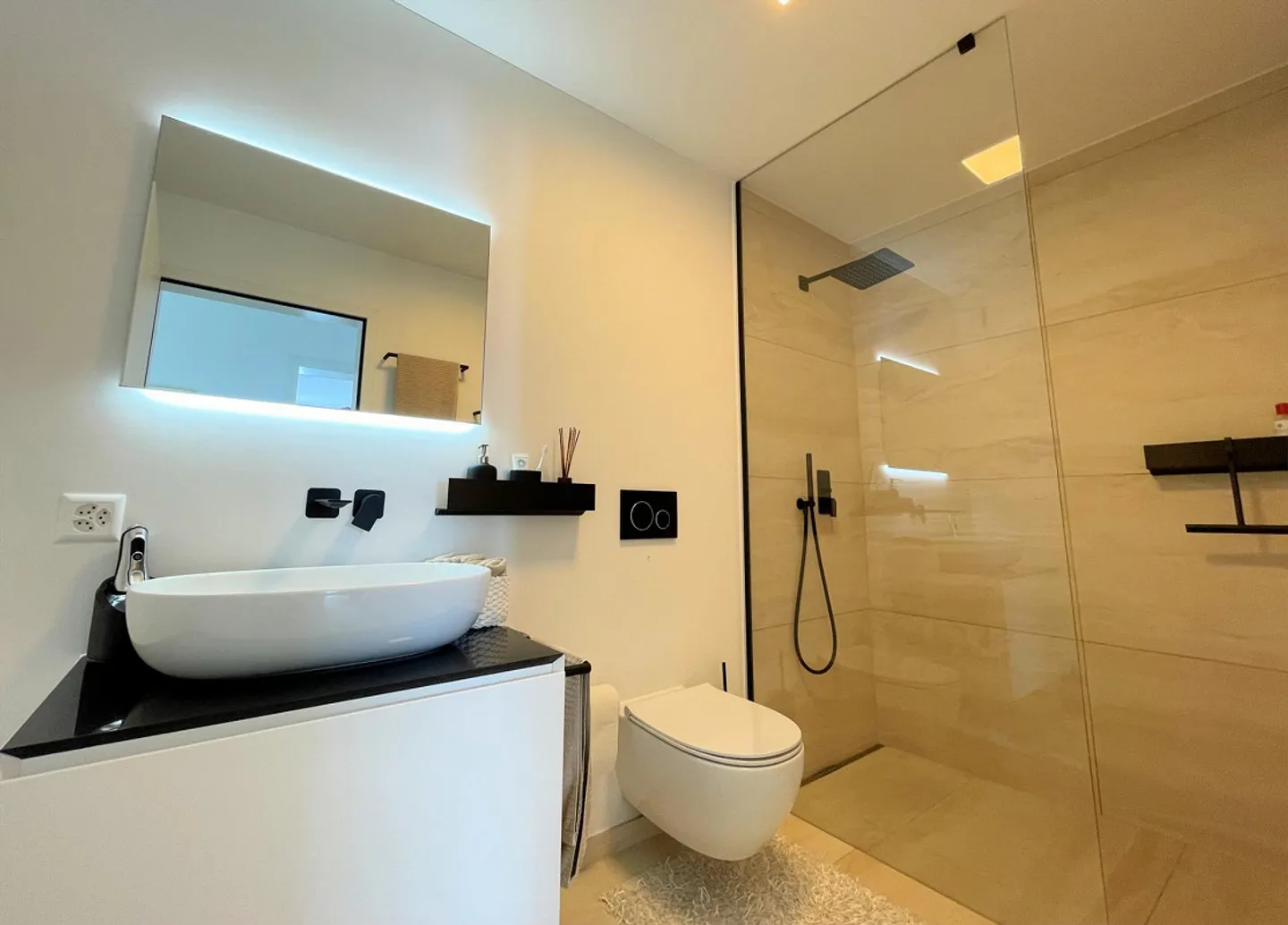 Elegantes Appartement mit Panoramablick - Foto 14 von 19