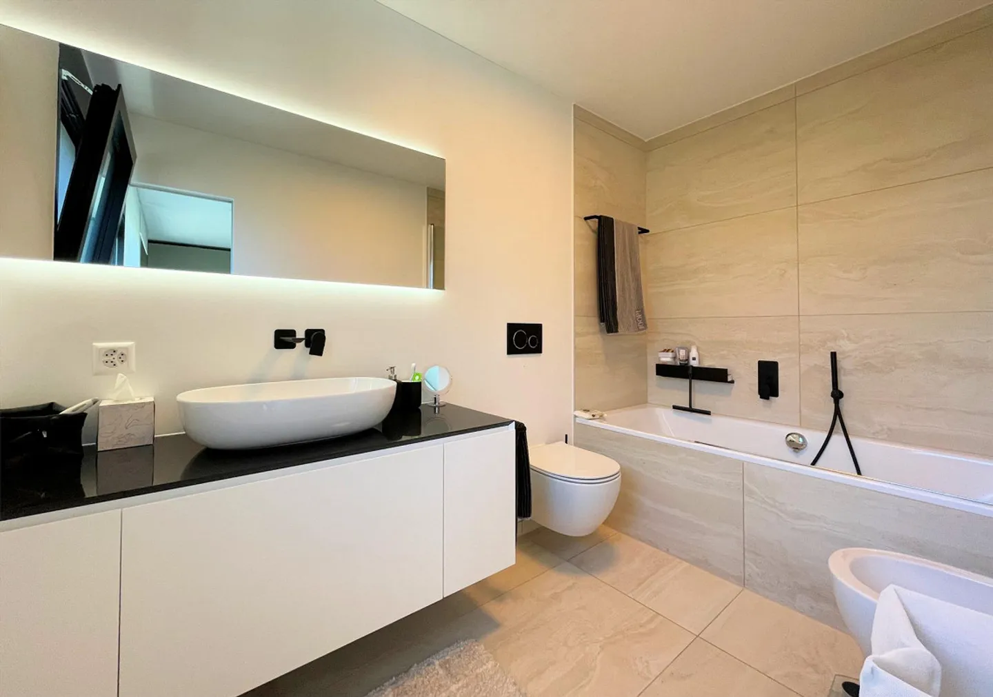 Elegantes Appartement mit Panoramablick - Foto 15 von 19