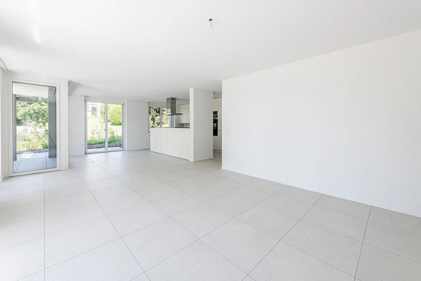 Modern 5.5-room apartment near the lake in Stäfa - Photo 3 of 13