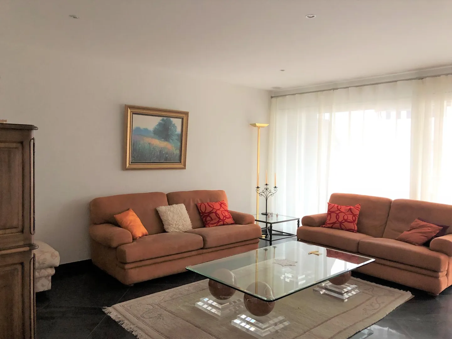 Furnished apartment for rent - Photo 2 of 10