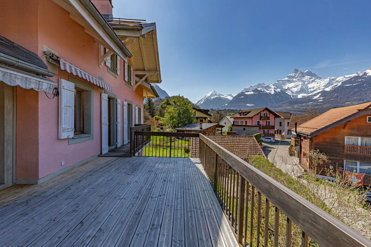 Dorfhaus mit 3 Wohnungen - Foto 9 von 16
