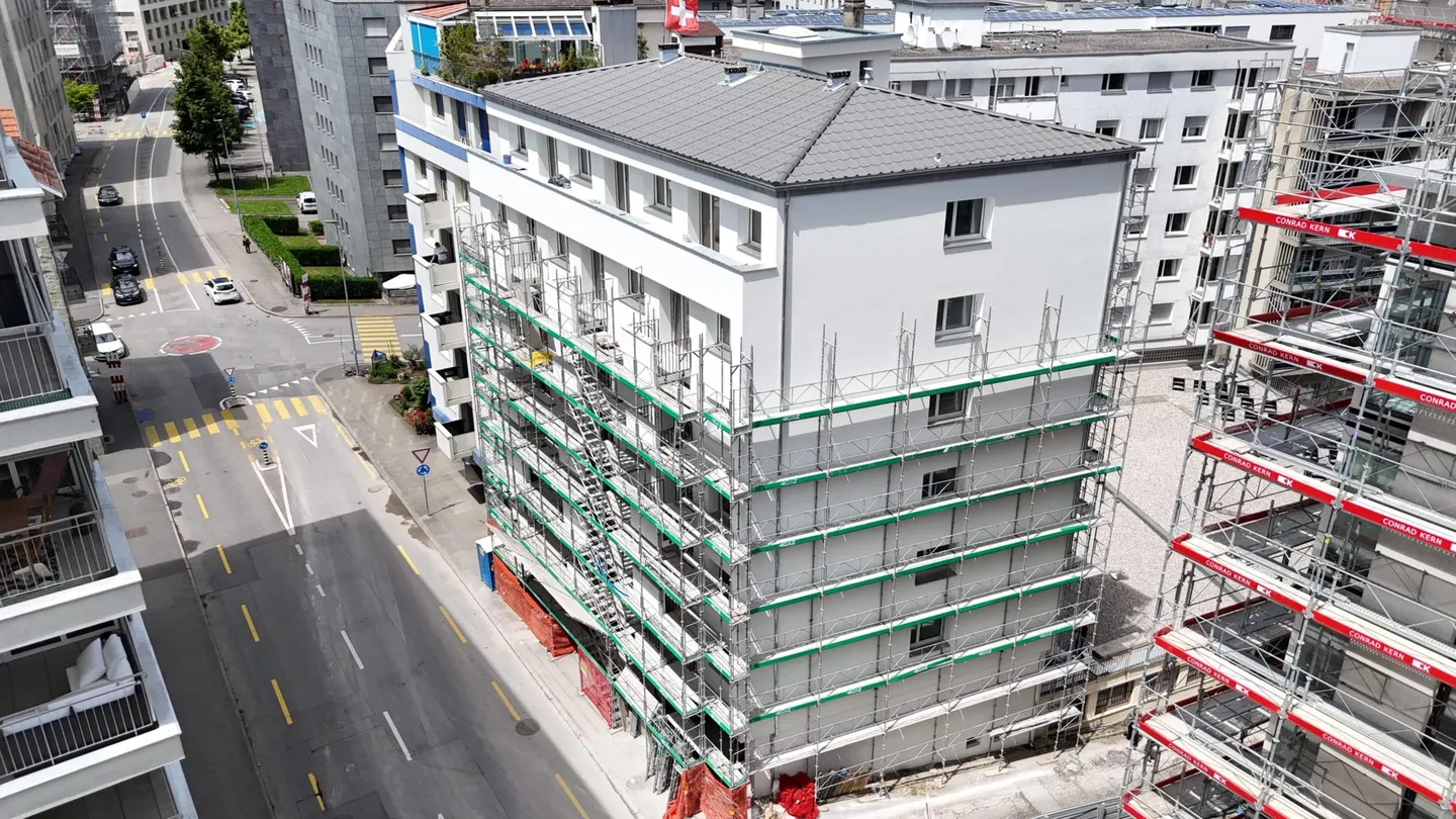 Fribourg: Renovated 3.5 rooms of 82 m² with two balconies - Photo 11 of 13