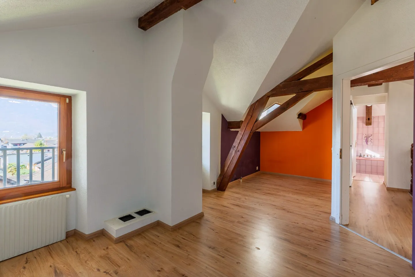 Dorfhaus mit 3 Wohnungen - Foto 10 von 16