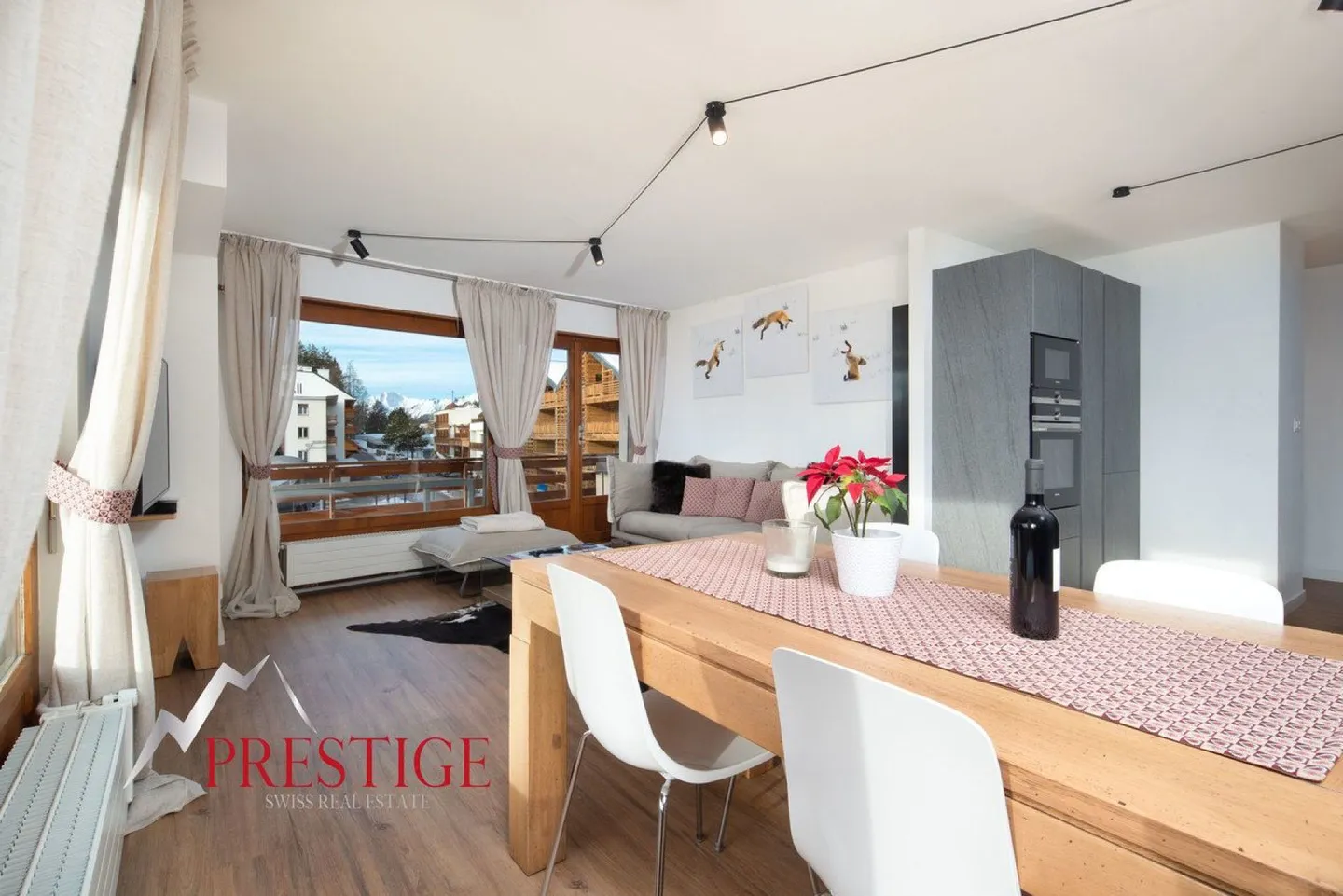 Central Crans-Montana Apt - Photo 1 of 15