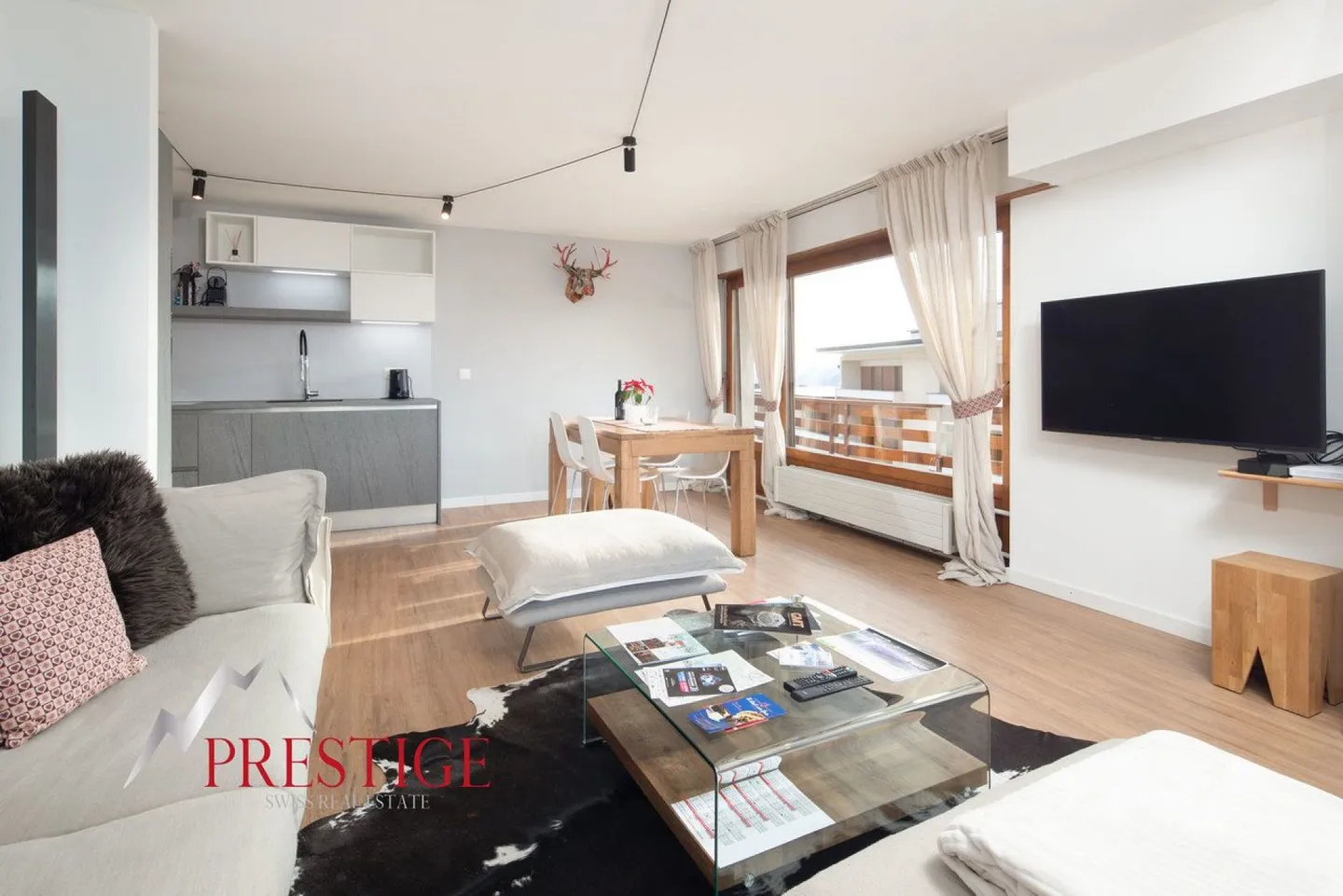 Central Crans-Montana Apt - Photo 3 of 15