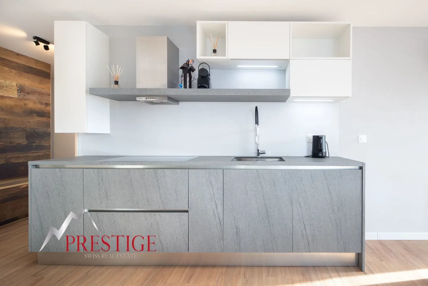 Central Crans-Montana Apt - Photo 4 of 15