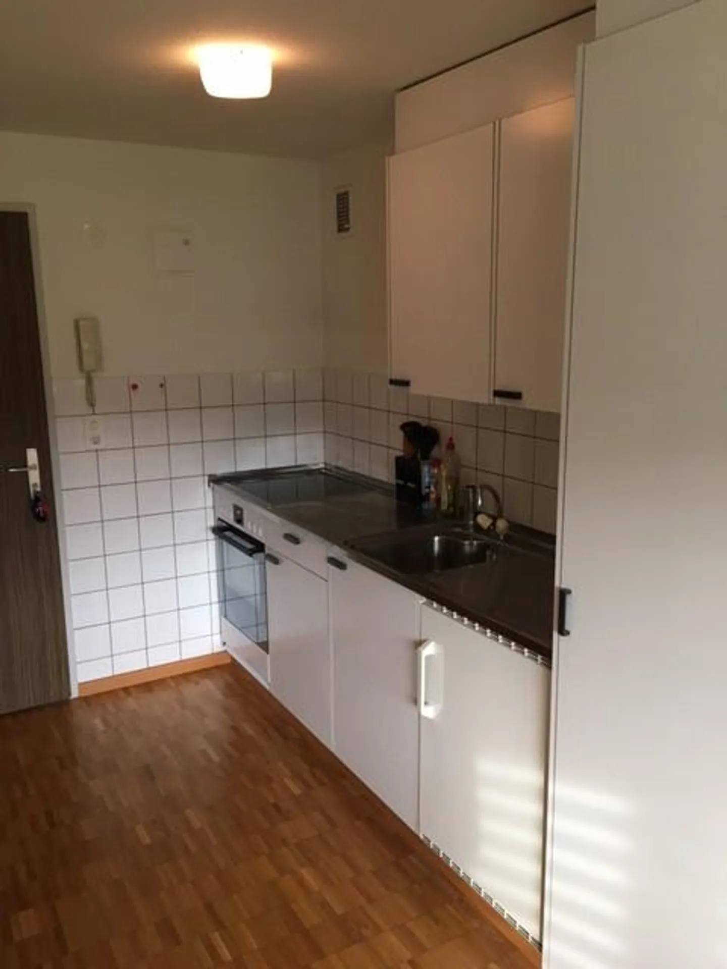 Gemütliche Wohnung mit grüner Umgebung an sehr ruhiger Lage! - Foto 3 von 5