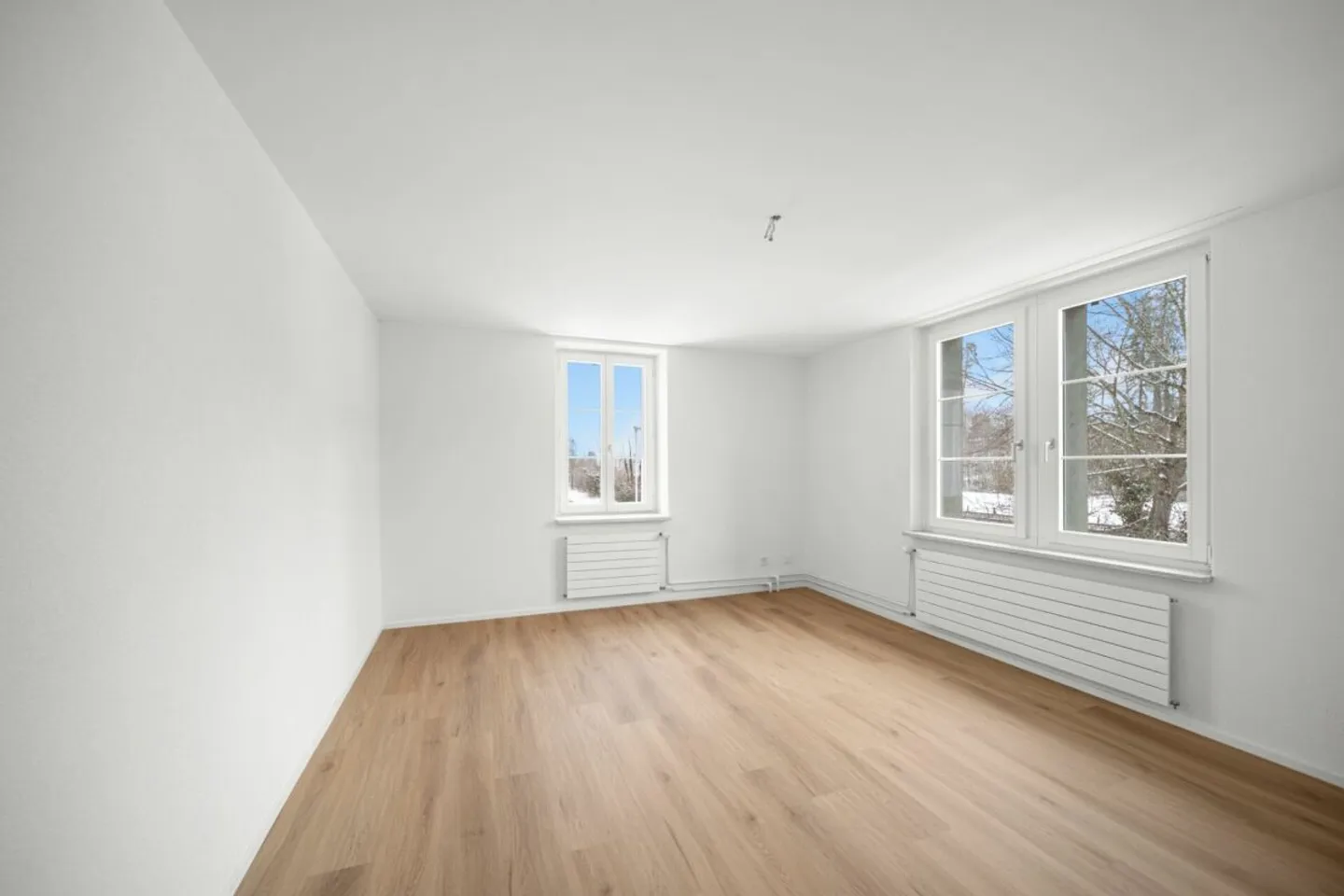 Maison Élégante en Emplacement Calme - Photo 16 sur 25