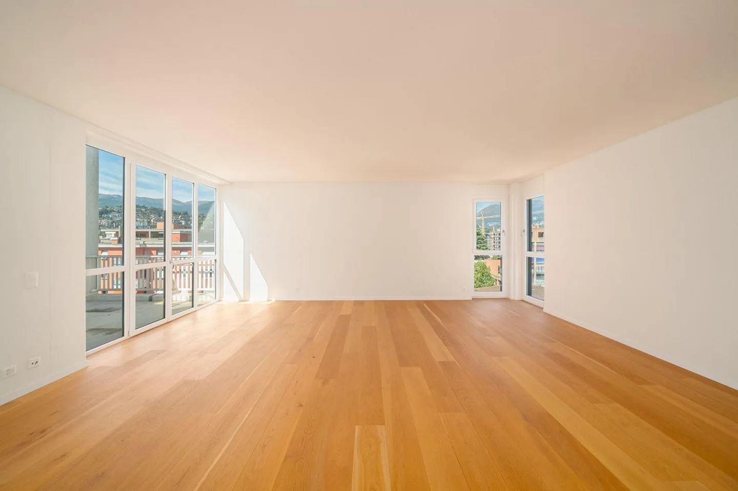 BEAU DUPLEX DANS UN EMPLACEMENT STRATÉGIQUE - Photo 3 sur 19