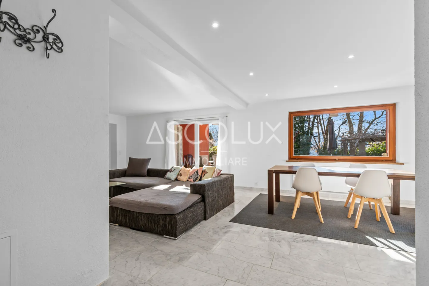 Renovierungsbedürftiges Zweifamilienhaus mit Garten - Foto 10 von 13