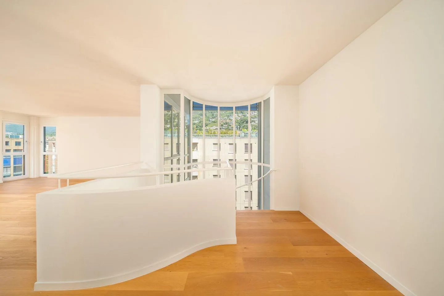 BEAU DUPLEX DANS UN EMPLACEMENT STRATÉGIQUE - Photo 9 sur 19