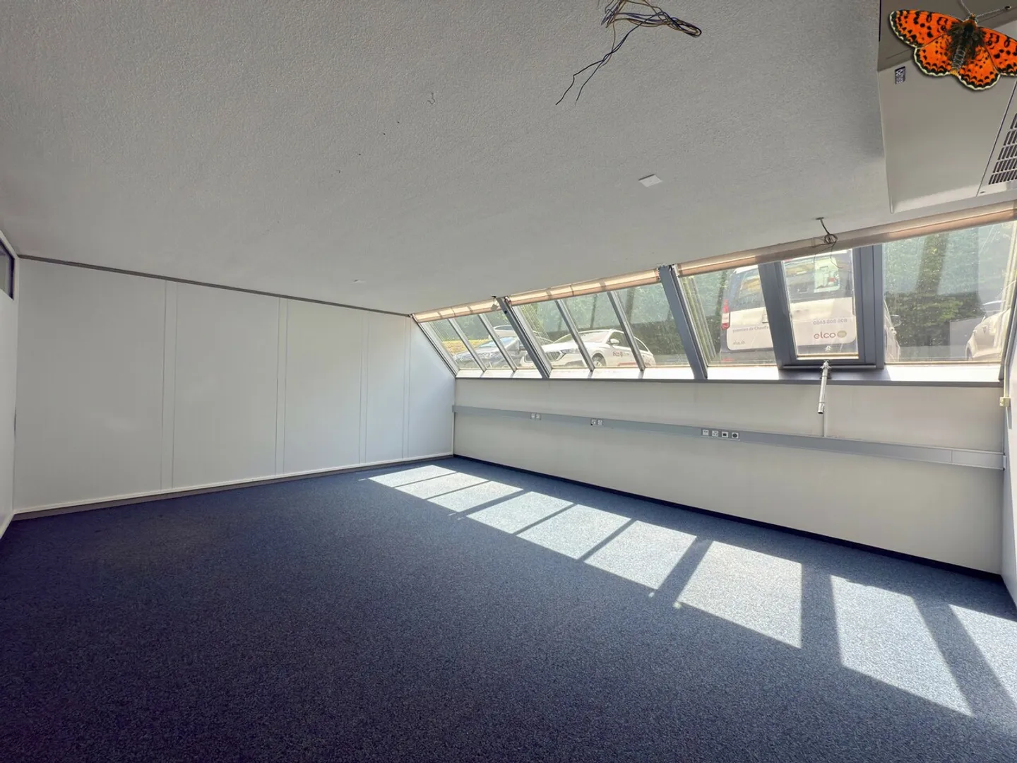Office Space in Quiet Area - Photo 2 of 5