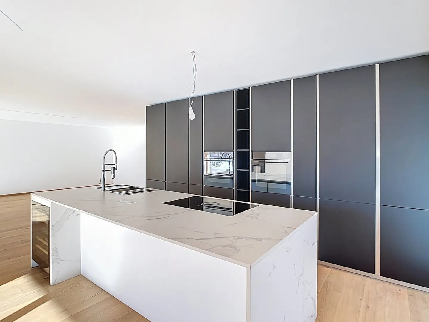 Luxuswohnung in Crans-Montana - Foto 15 von 17