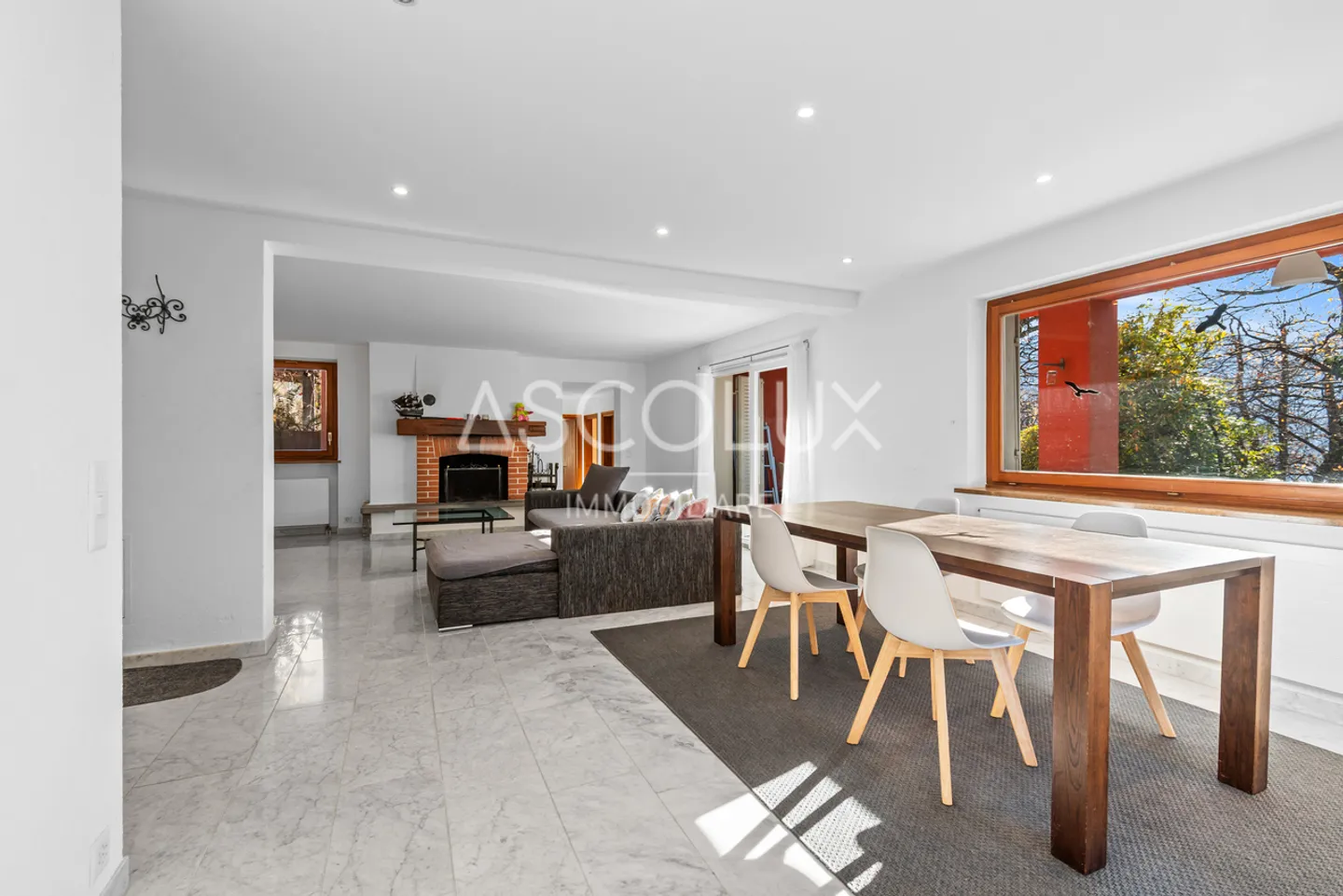 Renovierungsbedürftiges Zweifamilienhaus mit Garten - Foto 8 von 13