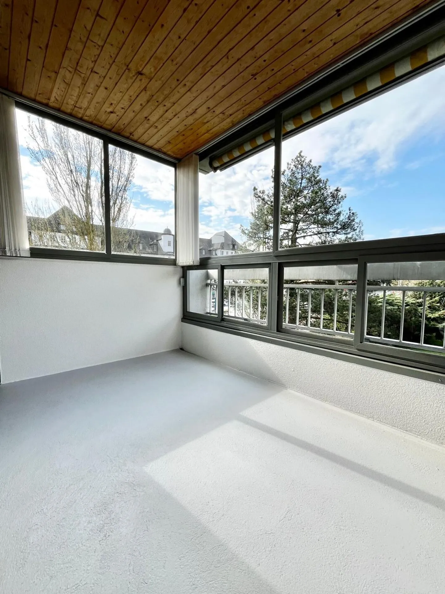 Appartement spacieux rénové de 4,5 pièces à vendre ! - Photo 6 sur 16