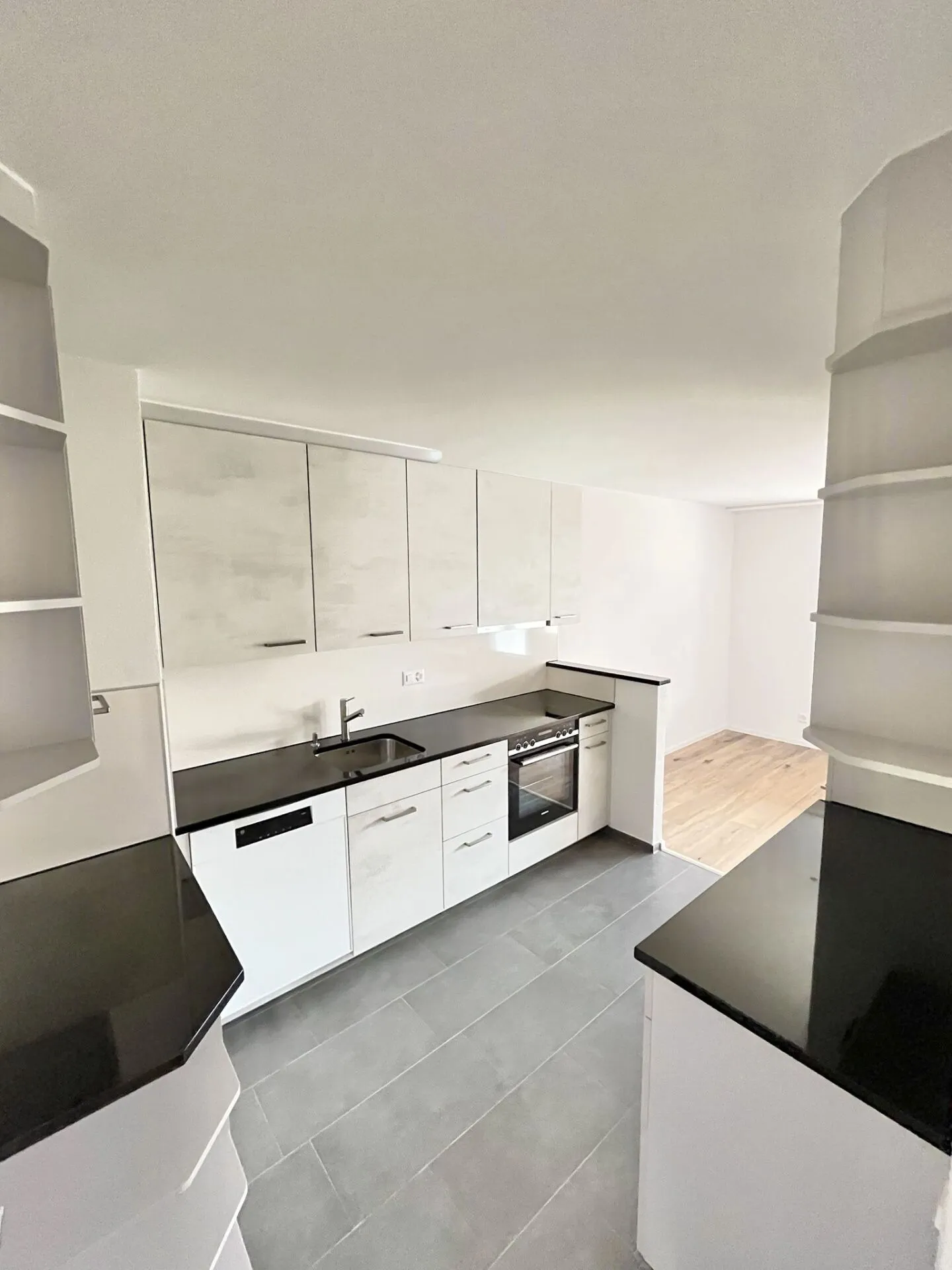 Appartement spacieux rénové de 4,5 pièces à vendre ! - Photo 9 sur 16