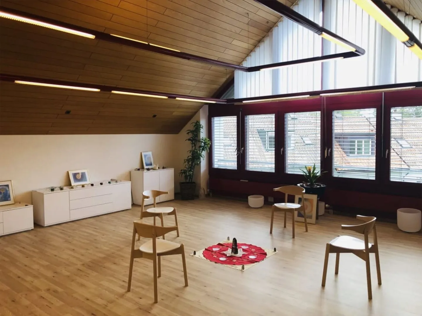 Vielseitige Gewerbefläche in Riehen - Foto 1 von 10