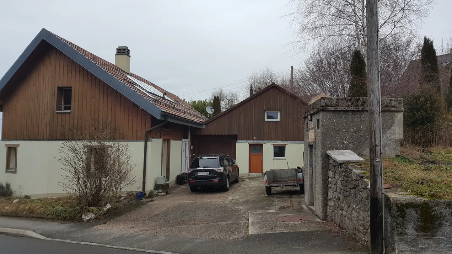 Belle maison rénovée et inhabituelle de 237 m2, avec beaucoup de charme ! - Photo 14 sur 19