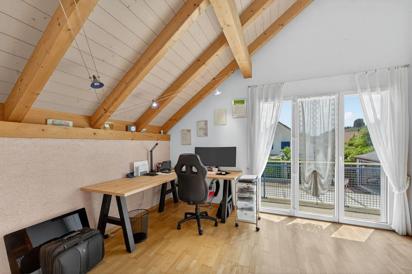 Detached single-family house with panoramic views, pool and garden - energy-efficient and quietly located - Photo 6 of 10