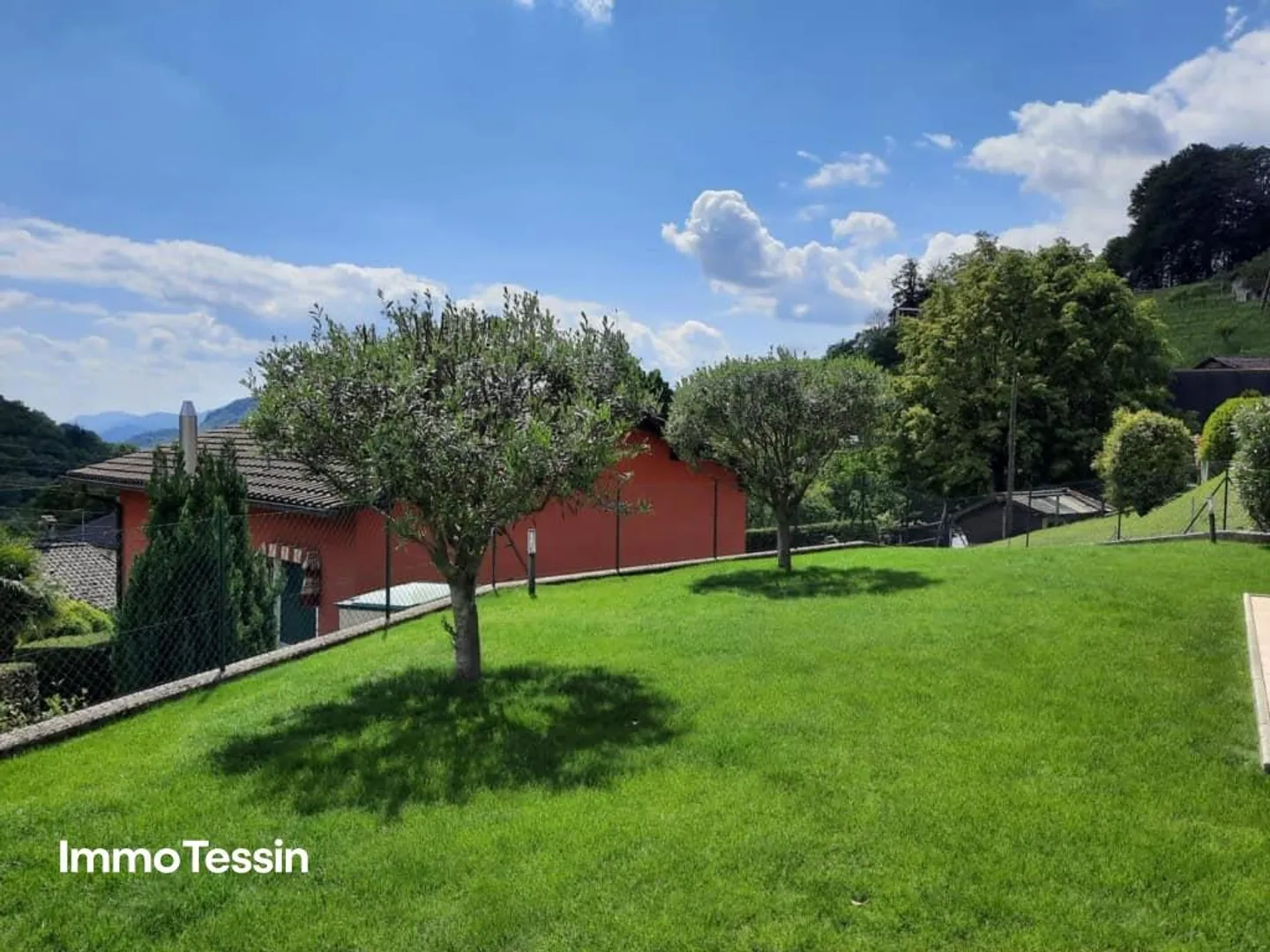 Casa ben curata con molto comfort abitativo, terrazza, giardino e altro... - Foto 2 di 13